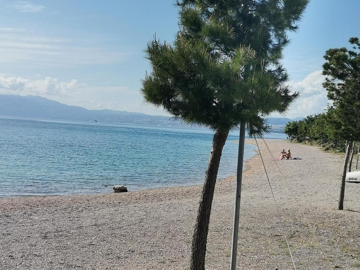 Apartmani Omišalj Exterior foto